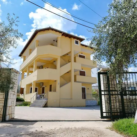 Garden Landi Casa vacanze *