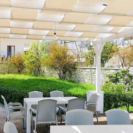 別荘 Landi クサミル